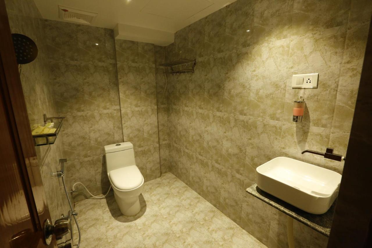 Nitheesh Residency Hotell Kanchipuram Eksteriør bilde